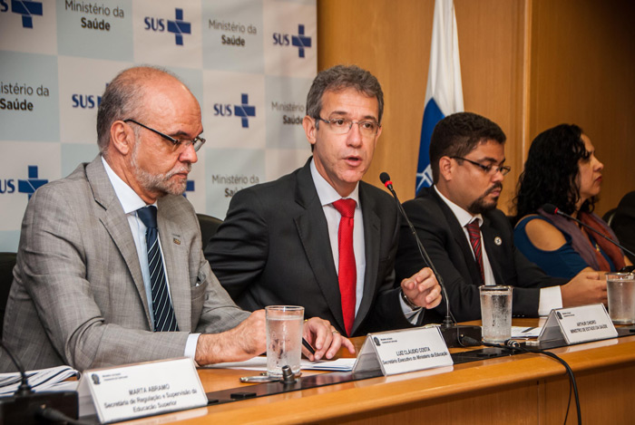 #04.09.2014 - Coletiva Mais Médicos - Ministério da Saúde - Ministro Arthur Chioro - Brasília/DF