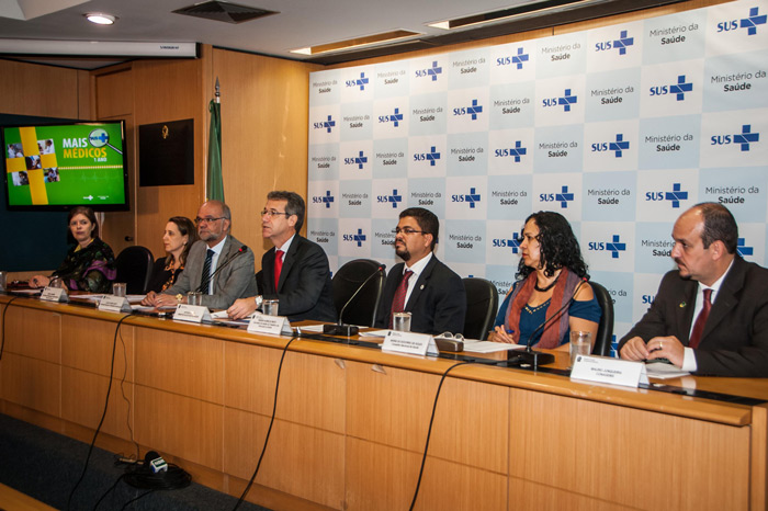 #04.09.2014 - Coletiva Mais Médicos - Ministério da Saúde - Ministro Arthur Chioro - Brasília/DF