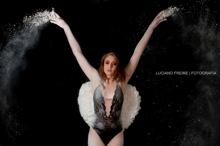 #Pó de Estrelas - Modelo: Layne Barros - Make: Jéssica Boás - Produção: Estudio Sensualidad - Fotos: Luciano Freire