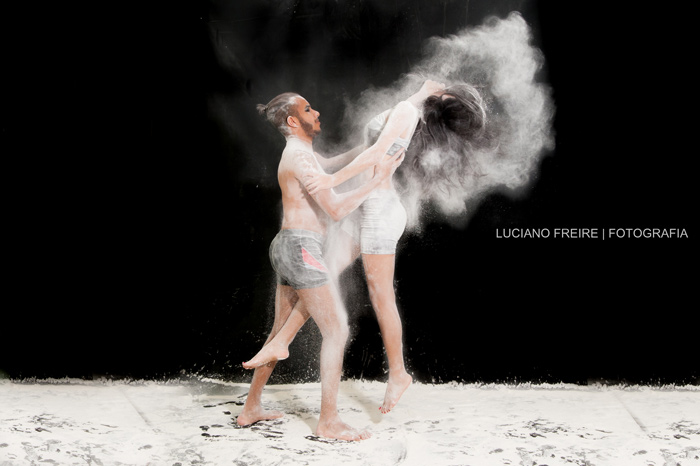 #Pó de Estrelas - Modelo: Lucas Roberto - Make: Jéssica Boás - Produção: Estudio Sensualidad - Fotos: Luciano Freire