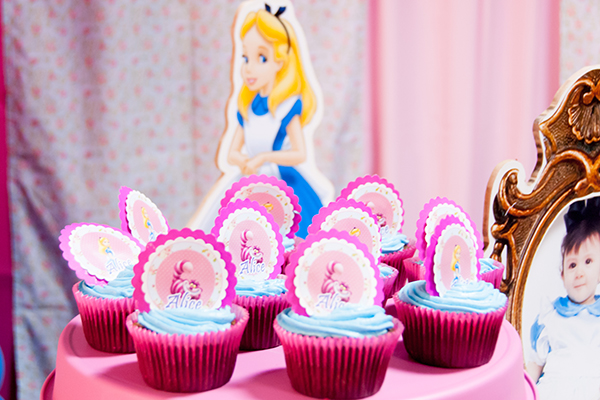 #Aniversário - 1 ano da Alice - Tema: Alice no País das Maravilhas